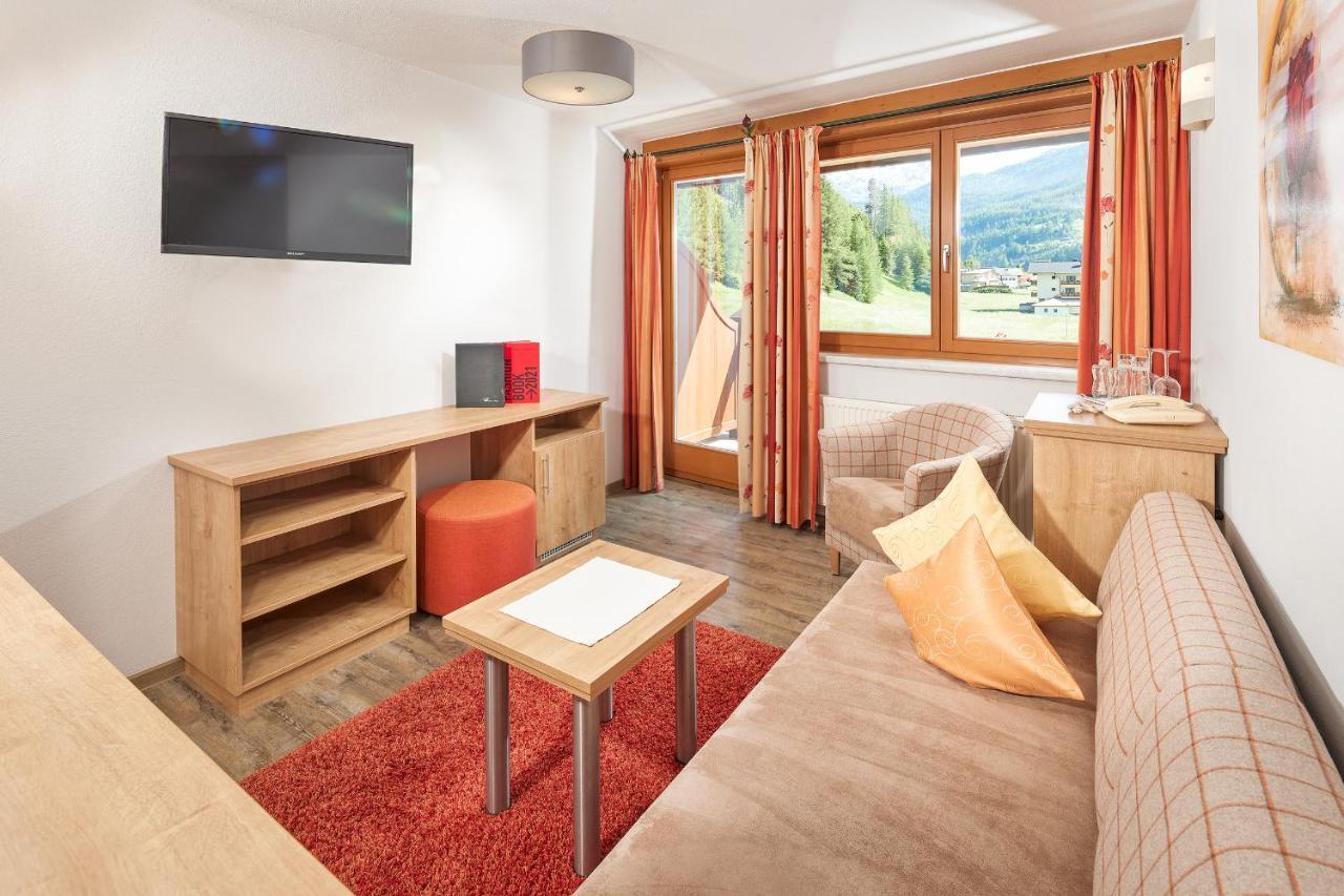 Hotel Sunny Soelden Екстериор снимка