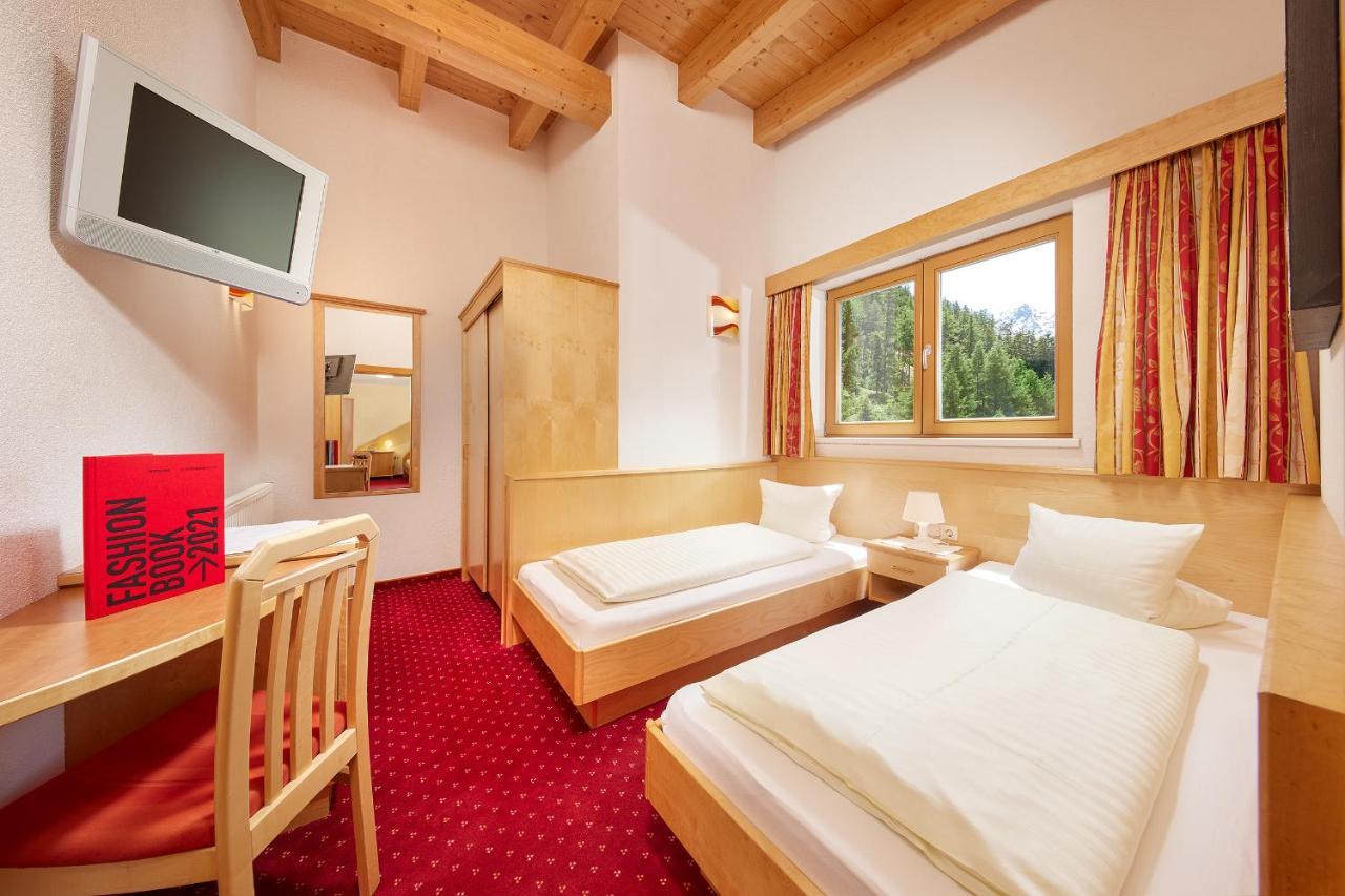 Hotel Sunny Soelden Екстериор снимка